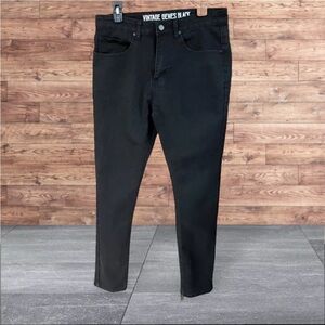 Men's VINTAGE GENES BLACK Size 32x32
Slim Fit Hyper Stretch.